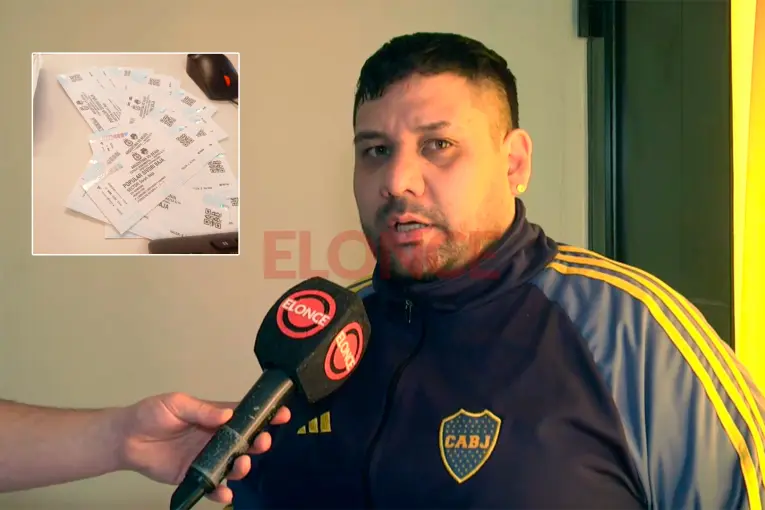 Imagen de un boleto oficial de la despedida de Lionel Messi con sello de seguridad y marca de agua visible